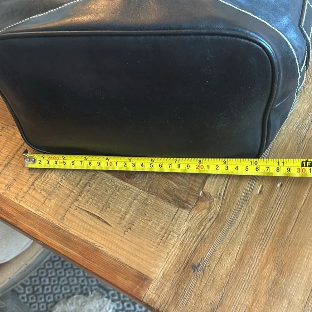 Medallion Y2K Black Leather Shoulder Bag. 26” T Boho | Soft | Vintage EUC