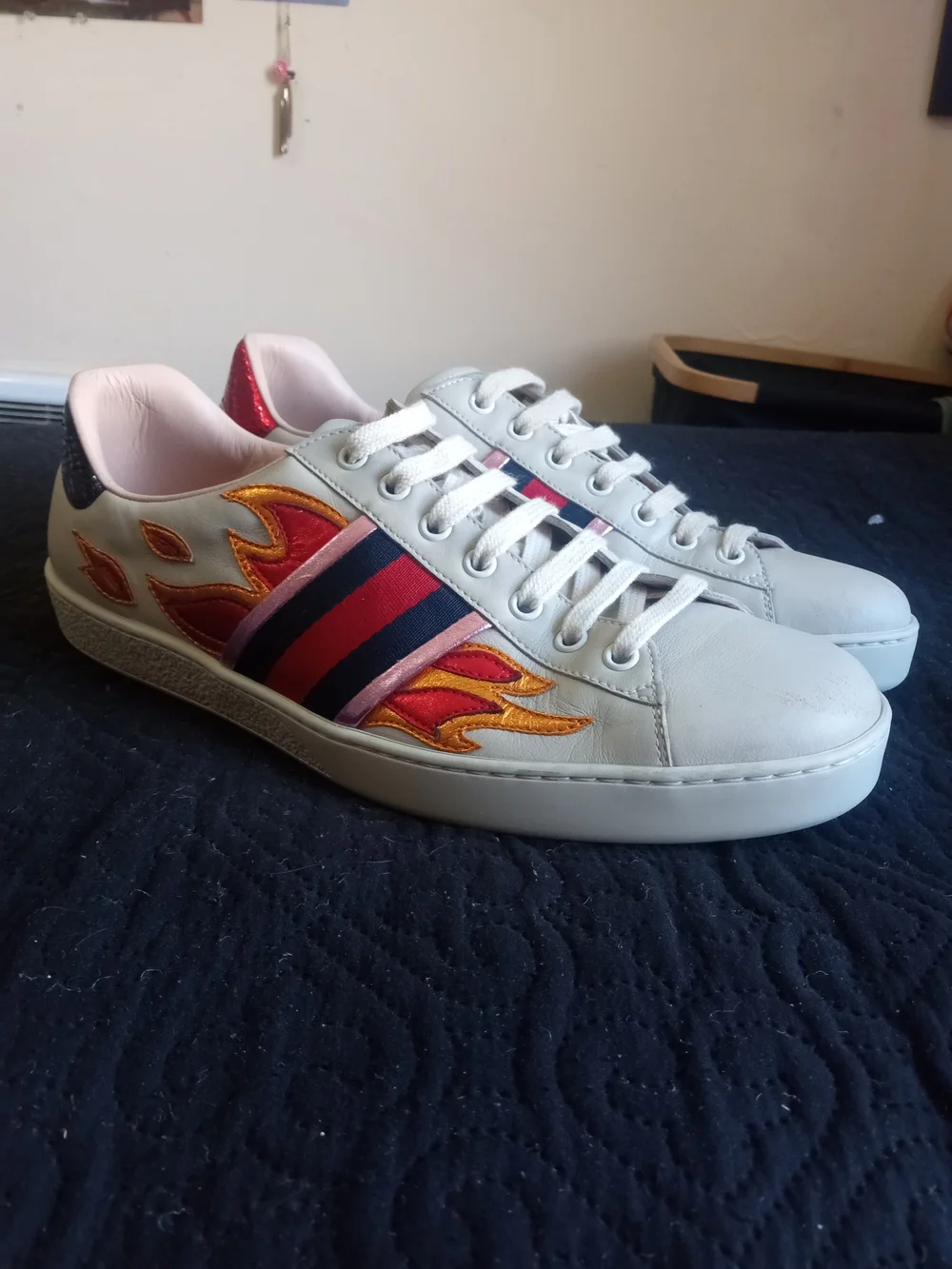 Gucci leather sneaker