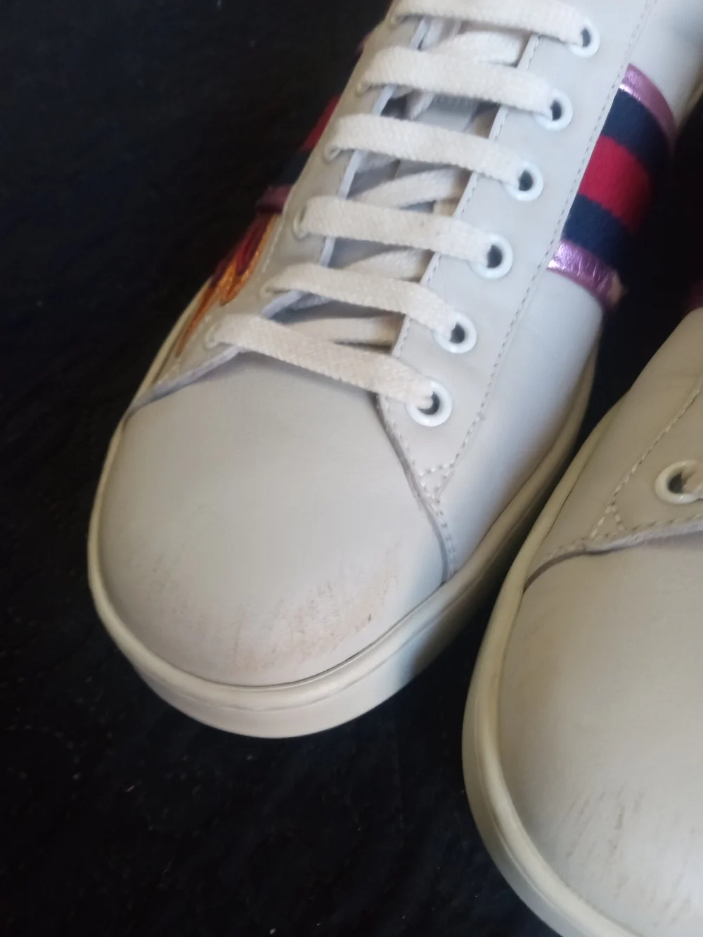 Gucci leather sneaker
