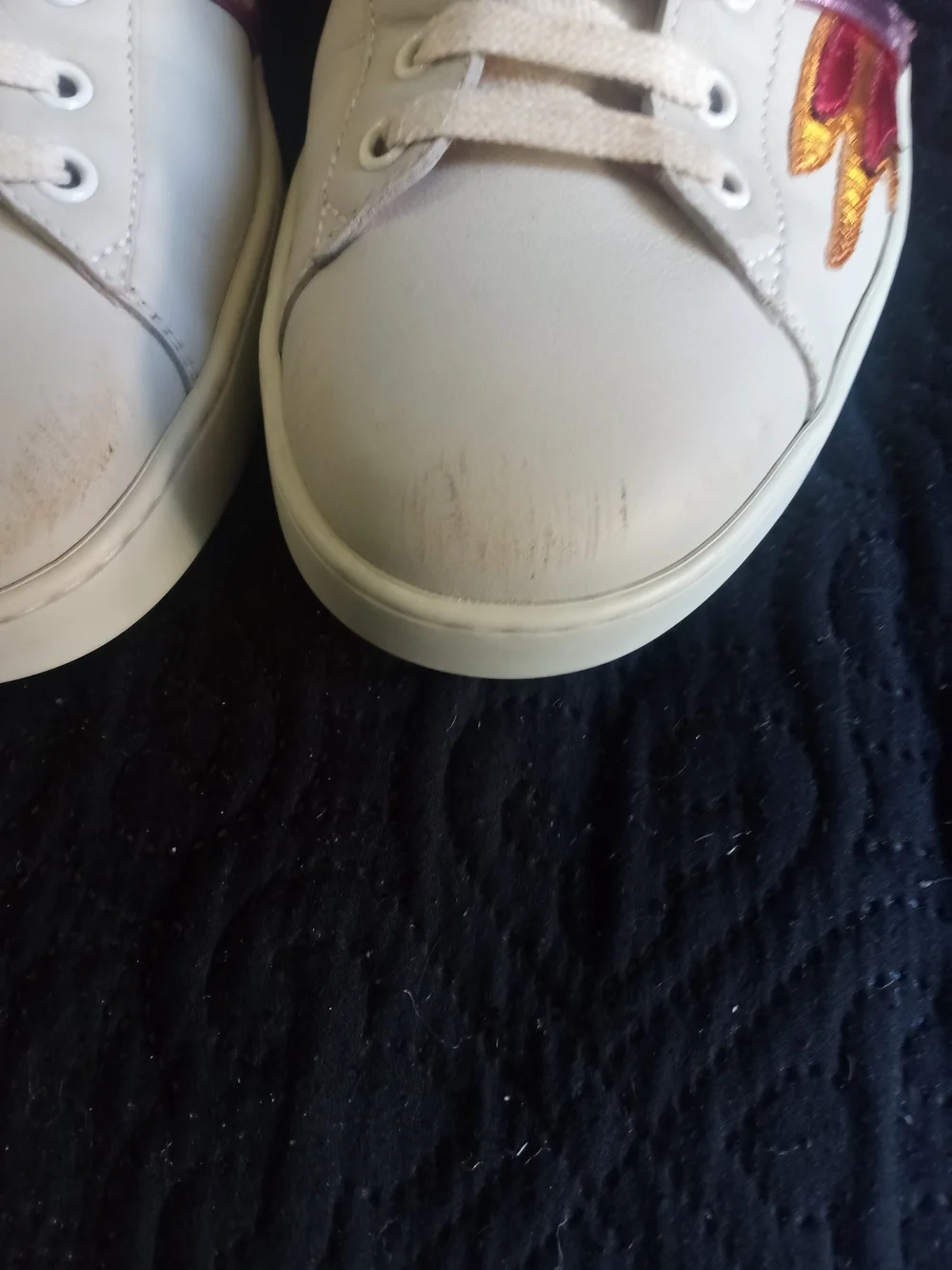 Gucci leather sneaker