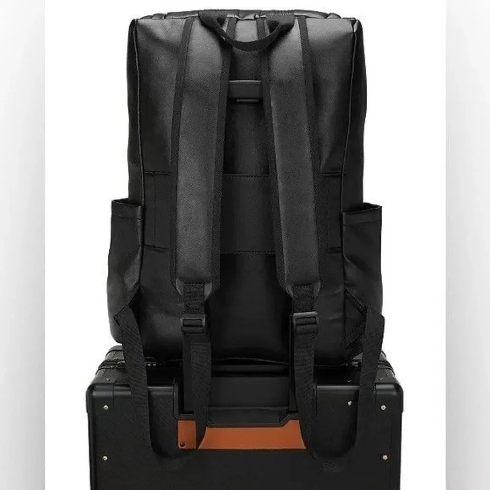 Unbranded embrace adventure
