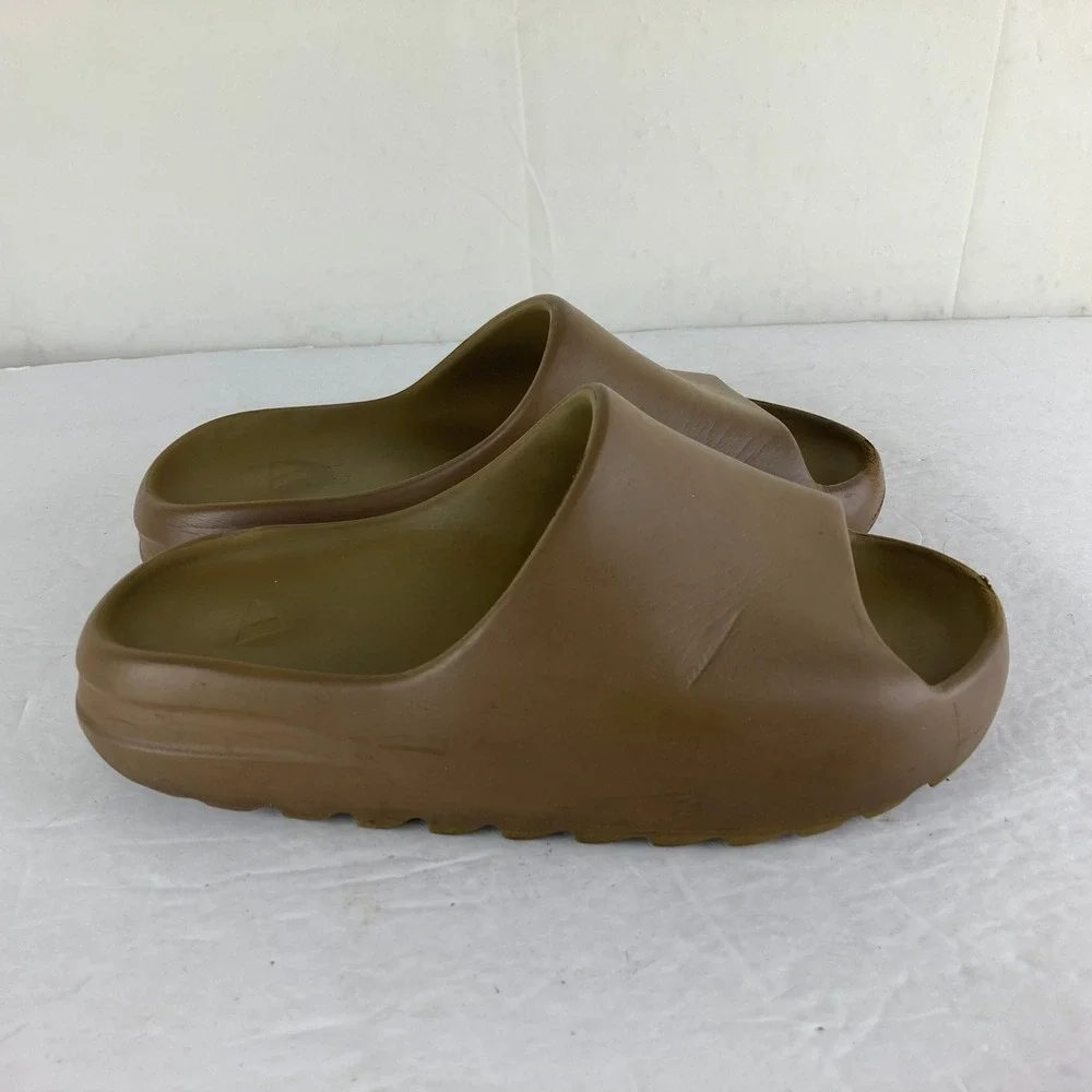 Adidas Yeezy Slide‎ Mens 7 Womens 8.5 Ochre Brown Comfort Sandals Streetwear