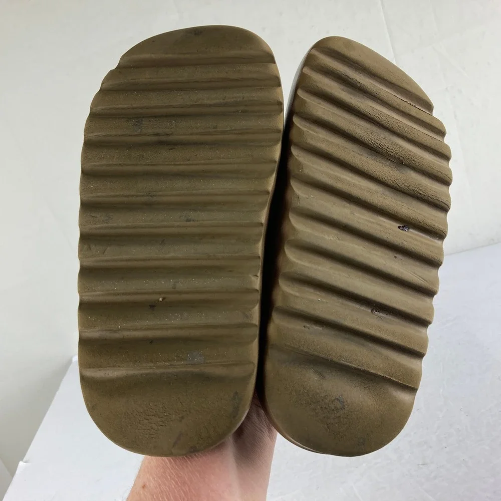 Adidas Yeezy Slide‎ Mens 7 Womens 8.5 Ochre Brown Comfort Sandals Streetwear