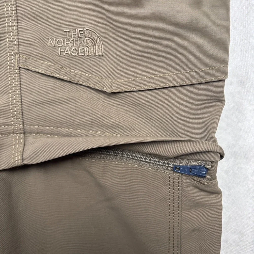 The North Face size zip