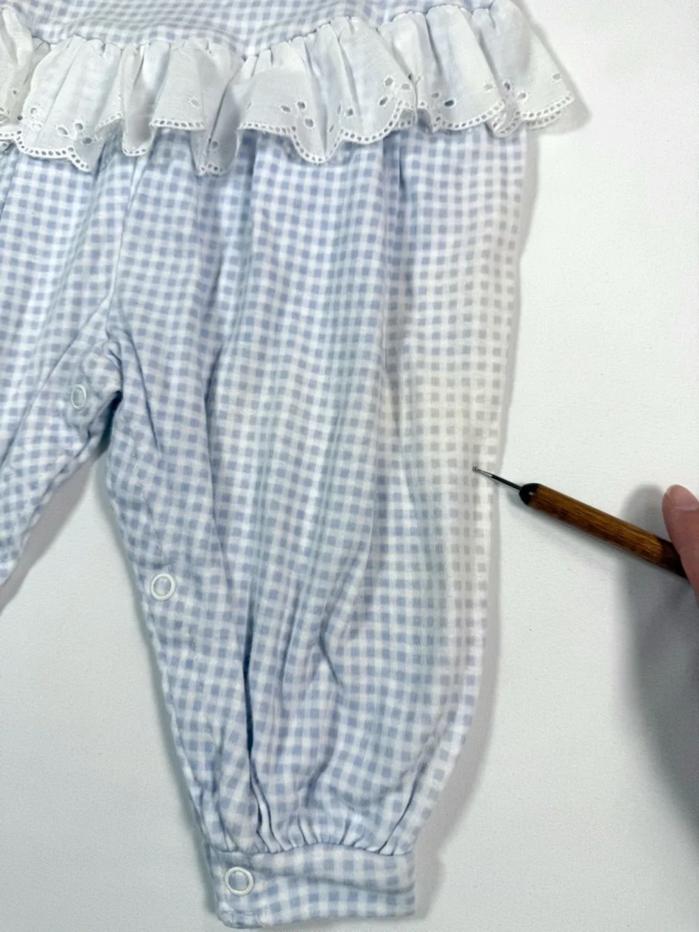 VINTAGE CARTERS Baby Girl 90s 12M Gingham Bunny Romper Eyelet‎ Lace Cottagecore