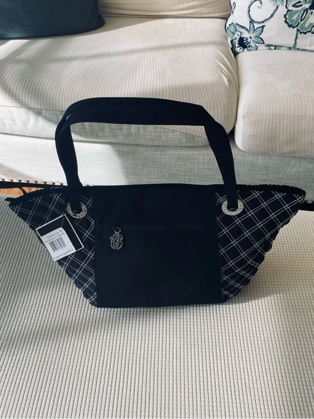 Vera Bradley roomy vera