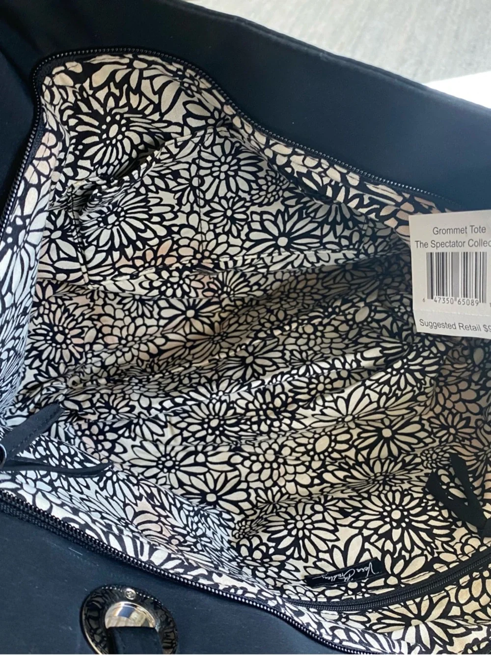 Vera Bradley roomy vera