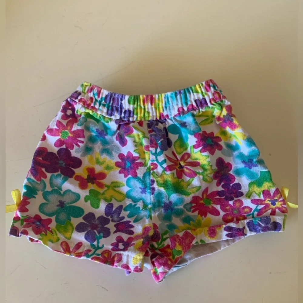 Carter’s bundle of 4 infant girl clothing