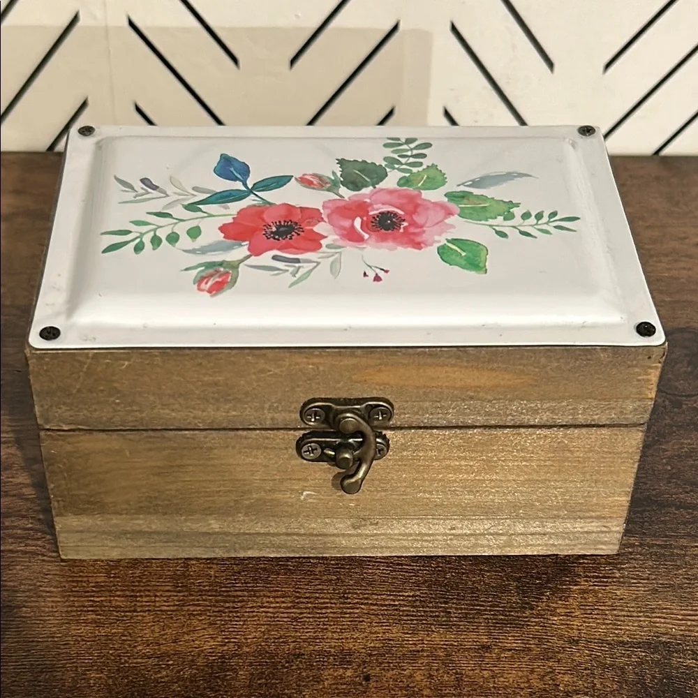 Wooden Trinket Jewelry Storage Box Floral Enamel Tin Top Metal Clasp Closure