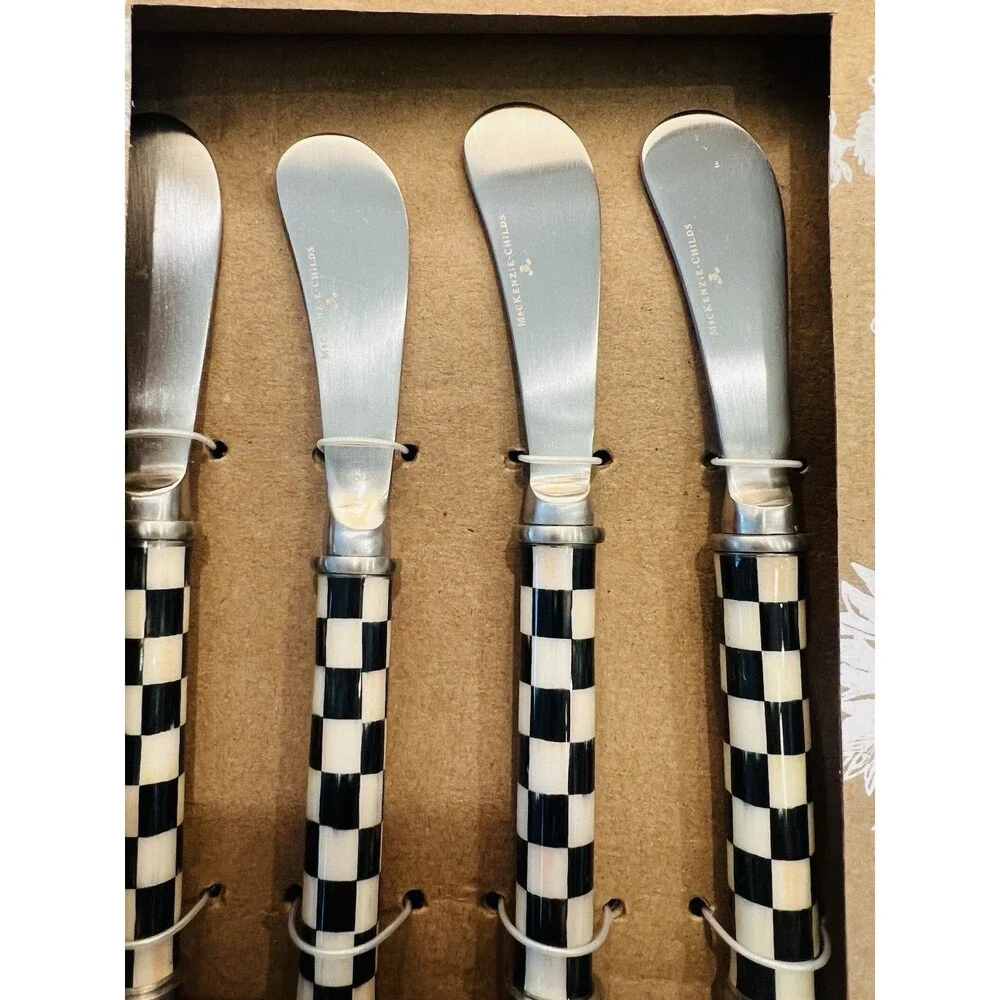 MacKenzie-Childs Supper Club Spreaders Set of 4 Courtly Check Enamel Handles NIB
