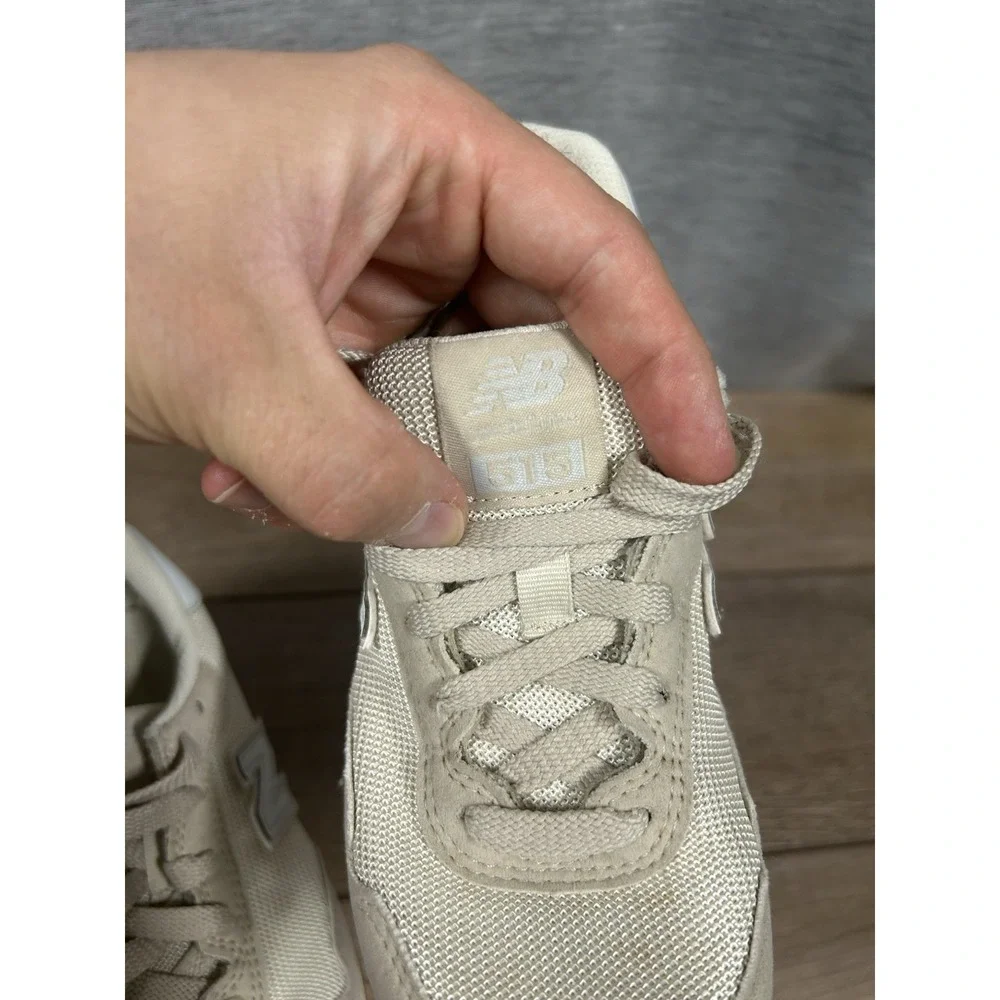 New Balance lace size