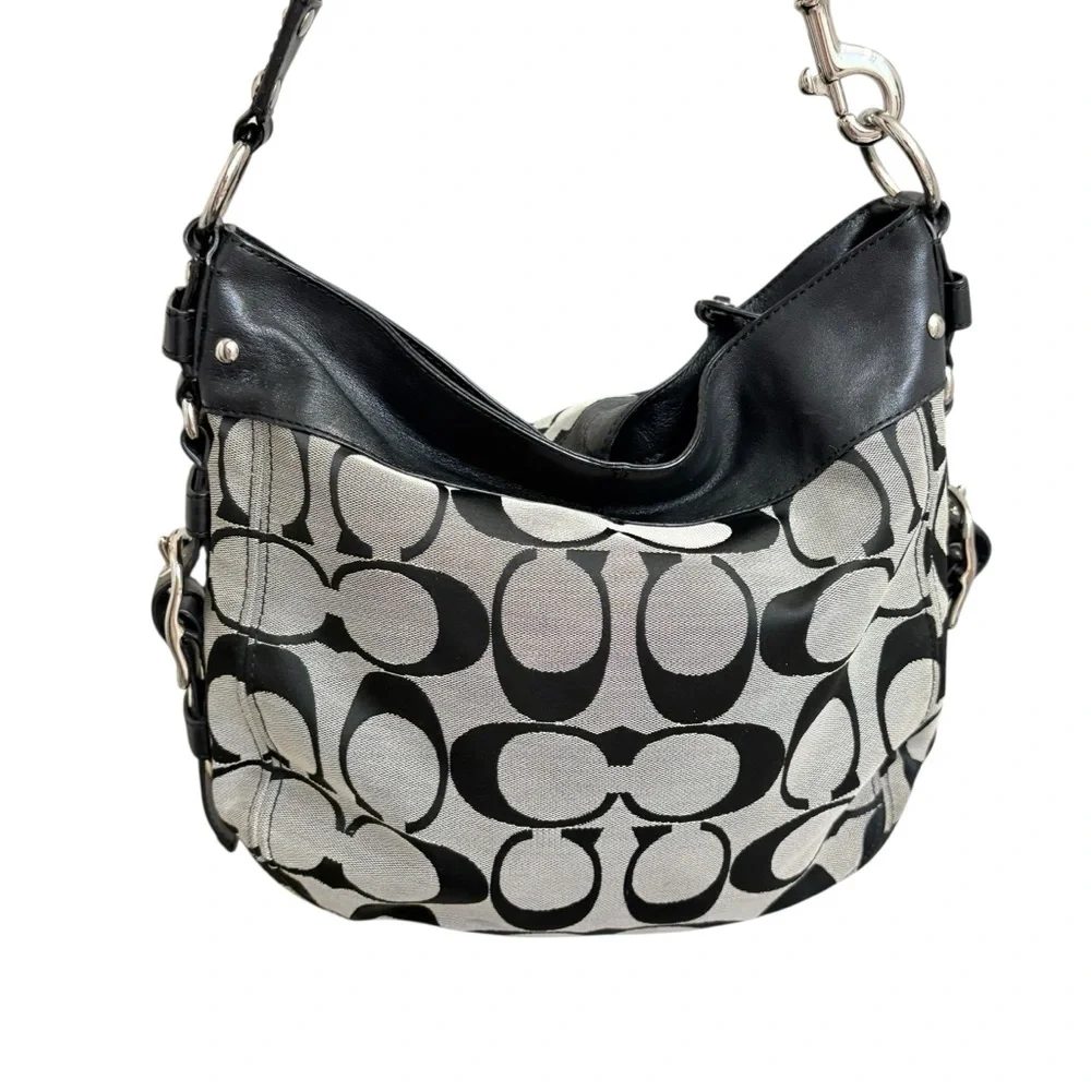 Coach vintage y2k large Zoe signature Black and Cream Hobo Bag f12674