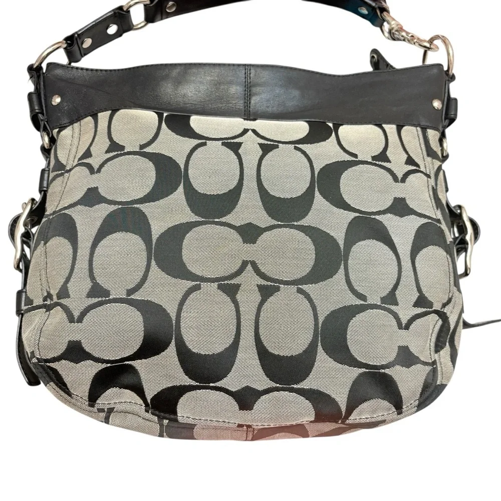 Coach vintage y2k large Zoe signature Black and Cream Hobo Bag f12674