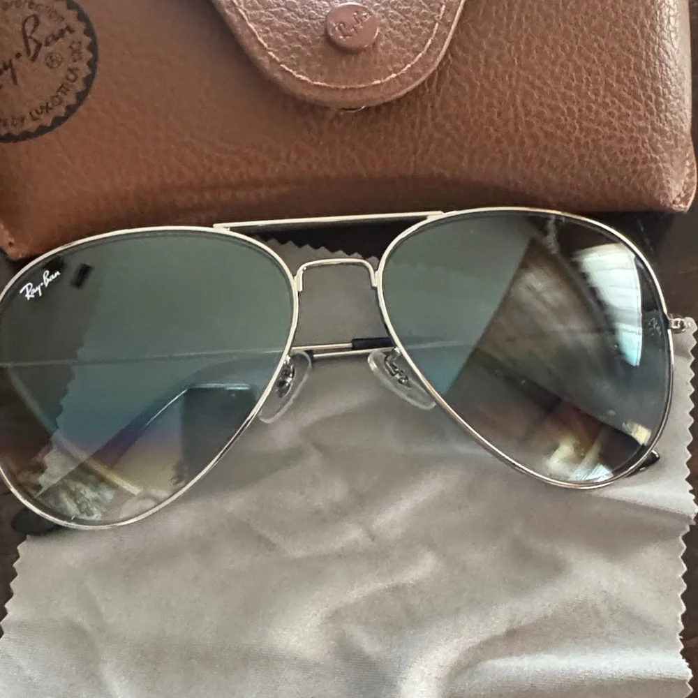 Ray-Ban silhouette fit frame