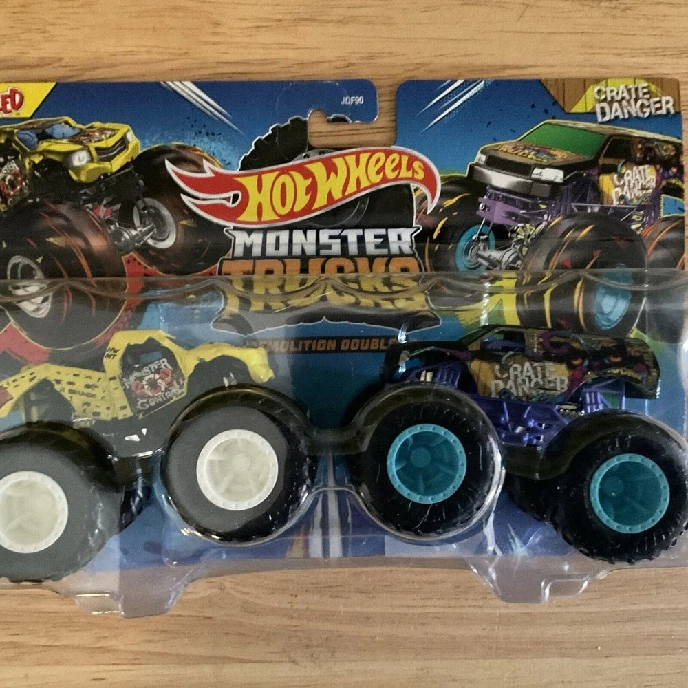Mattel Hot Wheels‎ Monster Trucks Demolition Doubles, Totaled And Crate Danger