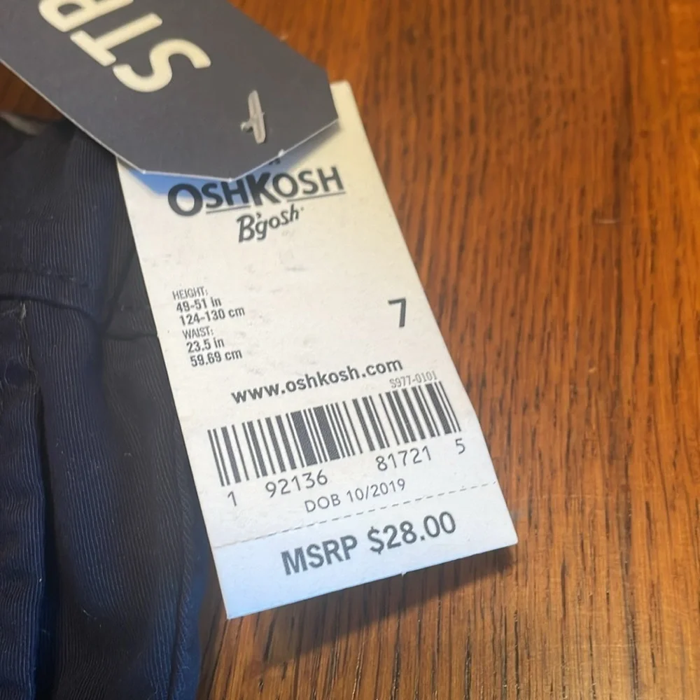 🌸NWT OSH KOSH Boys Stretch Short - size 7