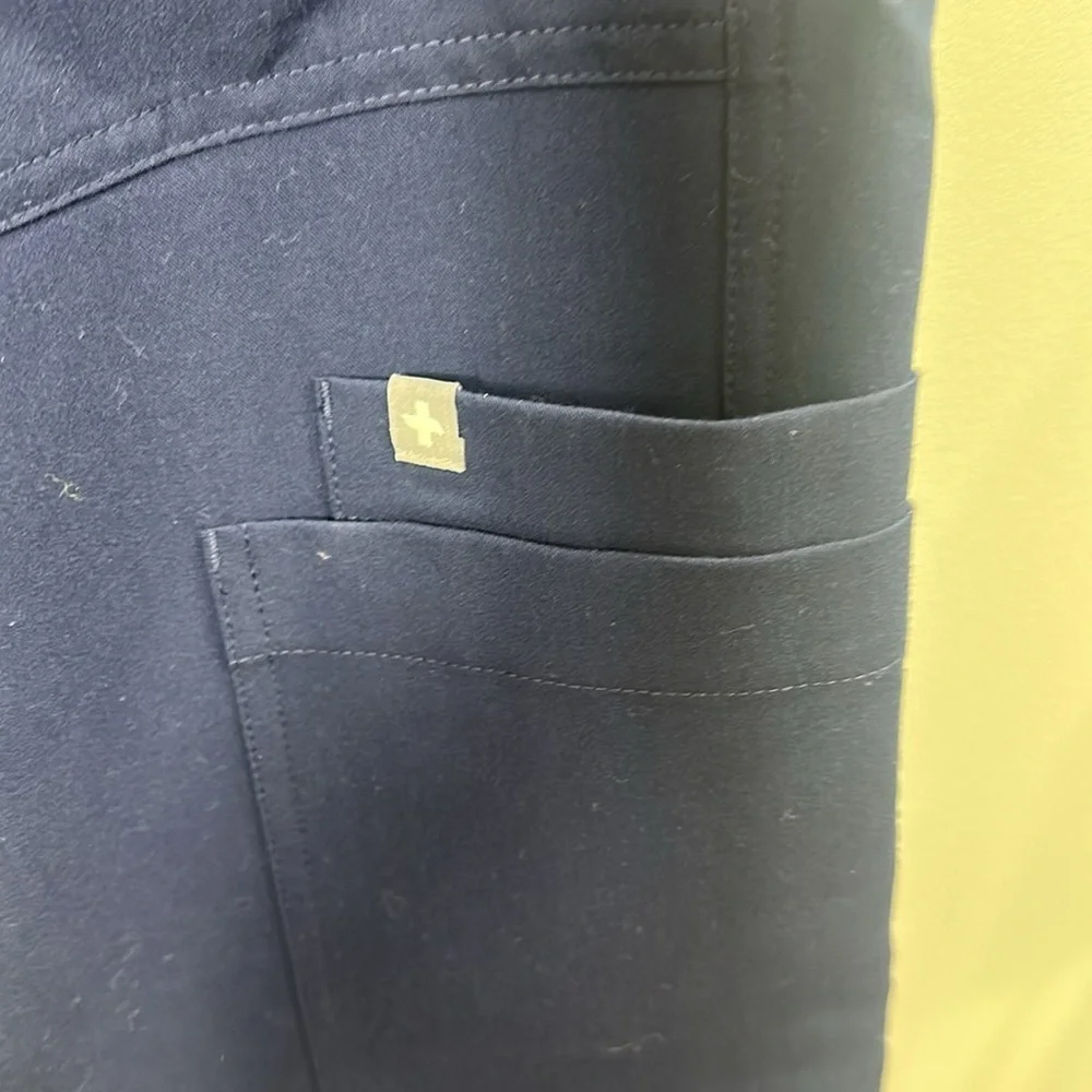 Figs men’s cario