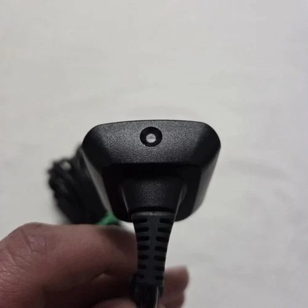 Official Microsoft Xbox 360 Play and Charge Kit USB Cable Black X816689-003