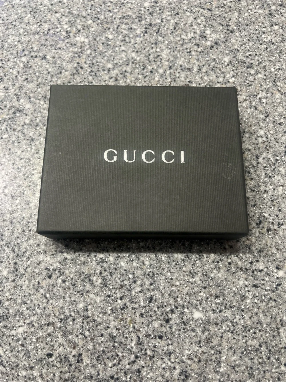 Gucci sleek bifold