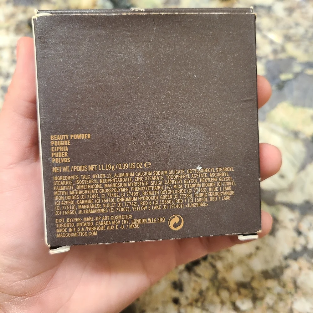 MAC Cosmetics full tone