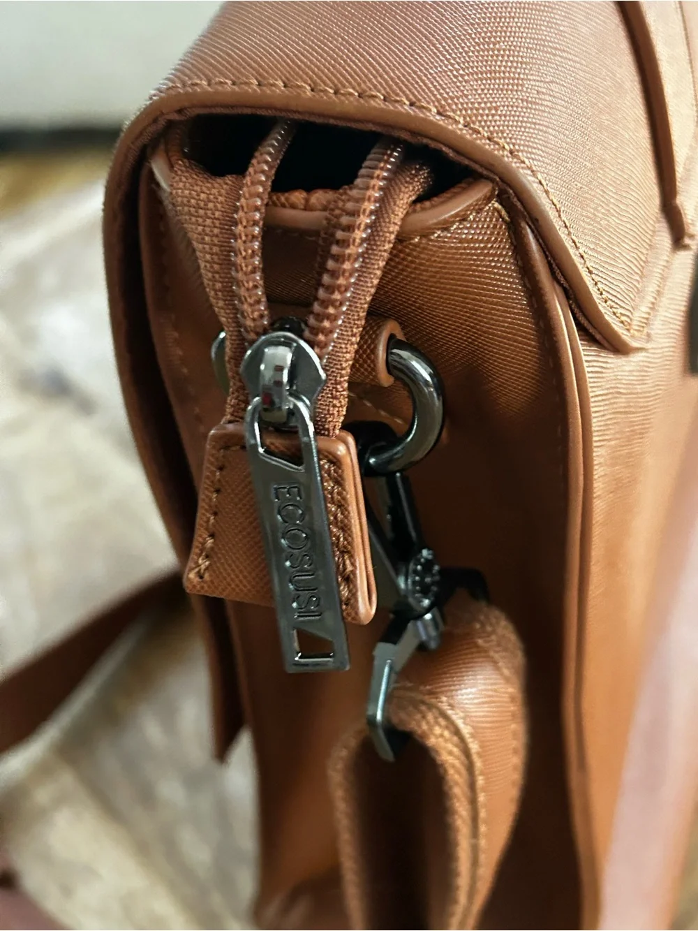 Ecosusi Brown Briefcase with Adjustable Shoulder Strap