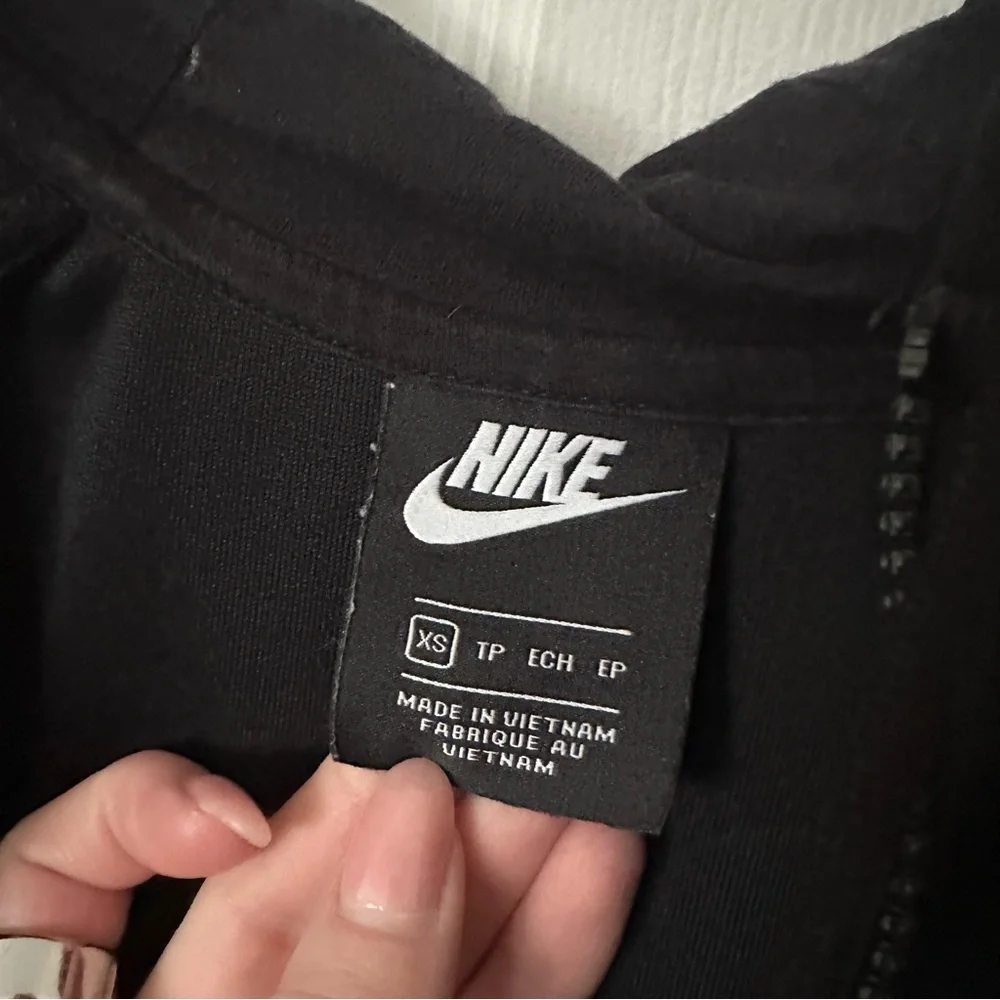 Nike black zip