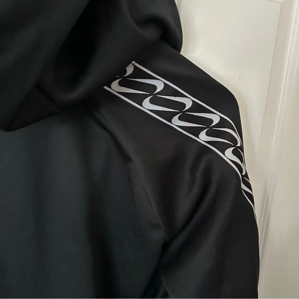 Nike black zip