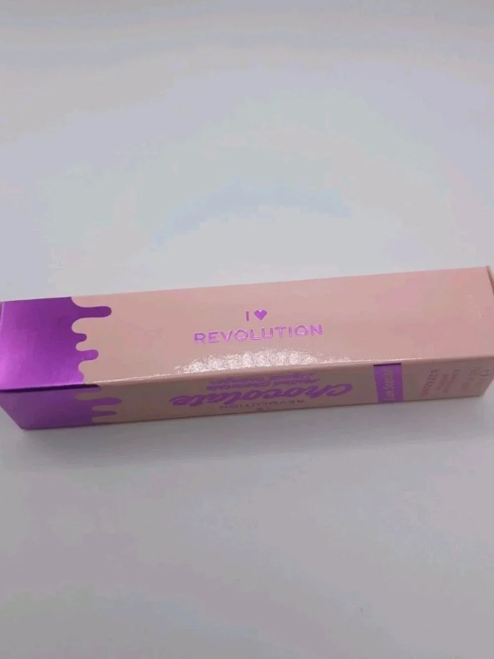 Makeup Revolution achieve naturally