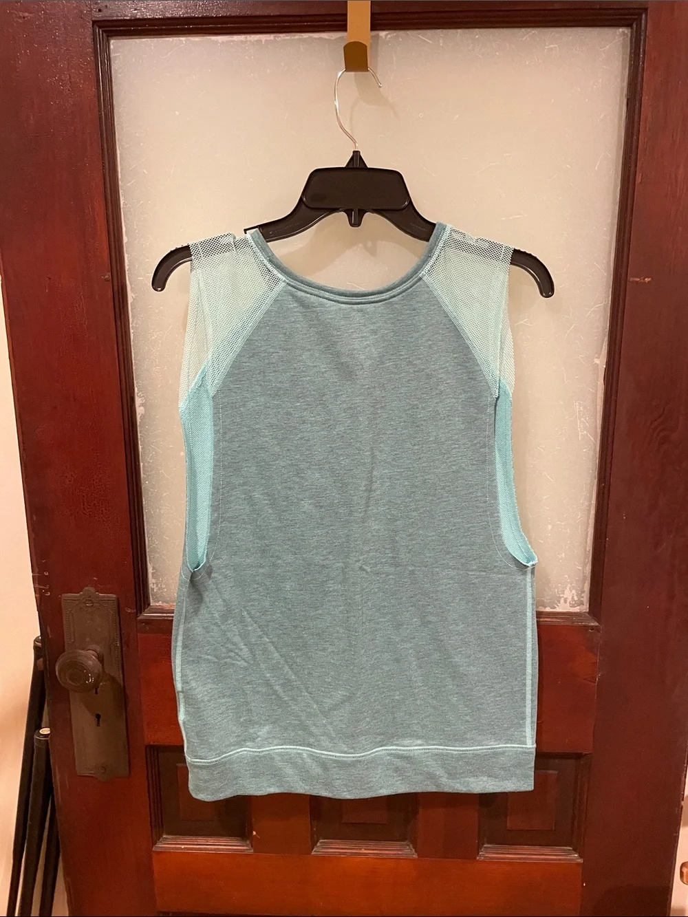 Nike sleeveless athletic