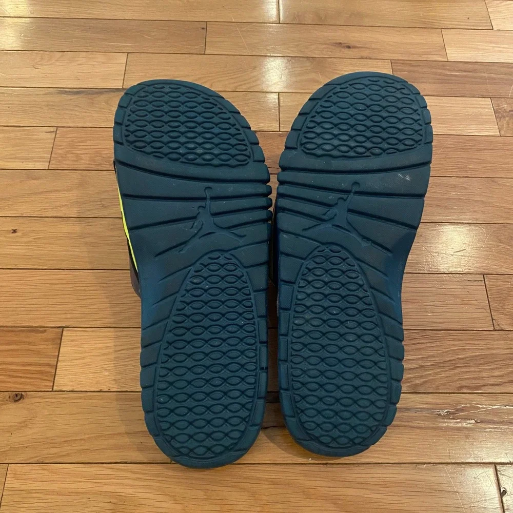 Jordan hydro slides