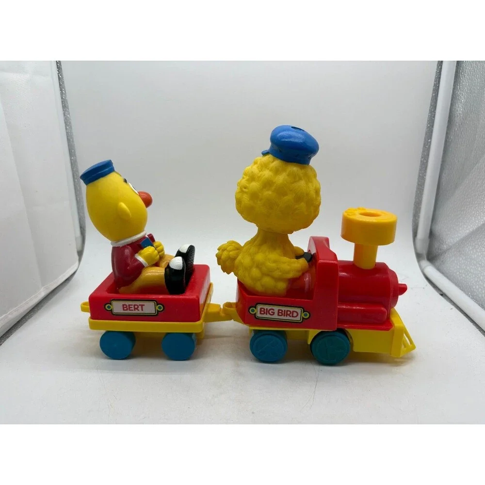 Vintage Tyco Sesame Street Big Bird & Bert Train Engine Toy Red Yellow Blue