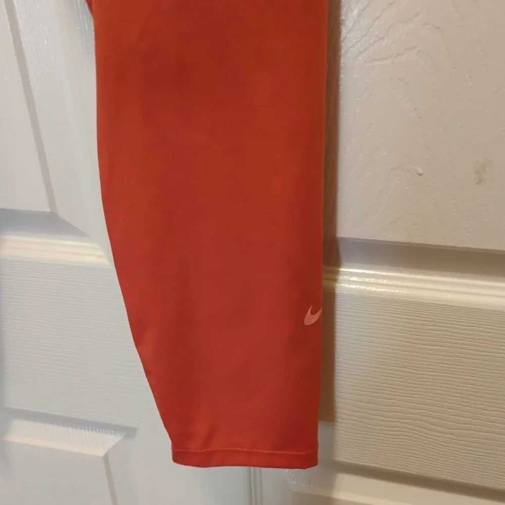 NWOT Nike Dri-FIT High-Waisted Leggings Salmon Pink Moisture Wicking Size XXL