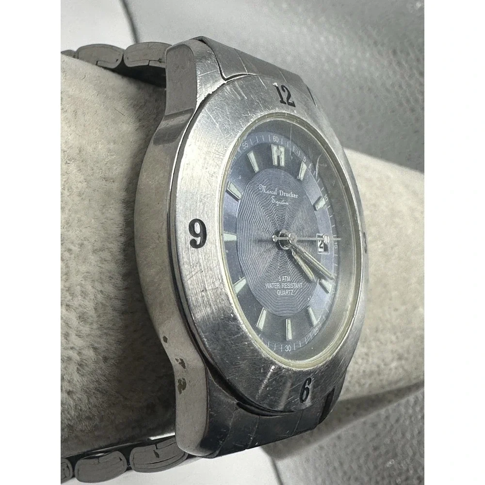 Marcel Drucker Scratched‎ Signature 21-208 Mens Watch New Battery 39MM 6.75