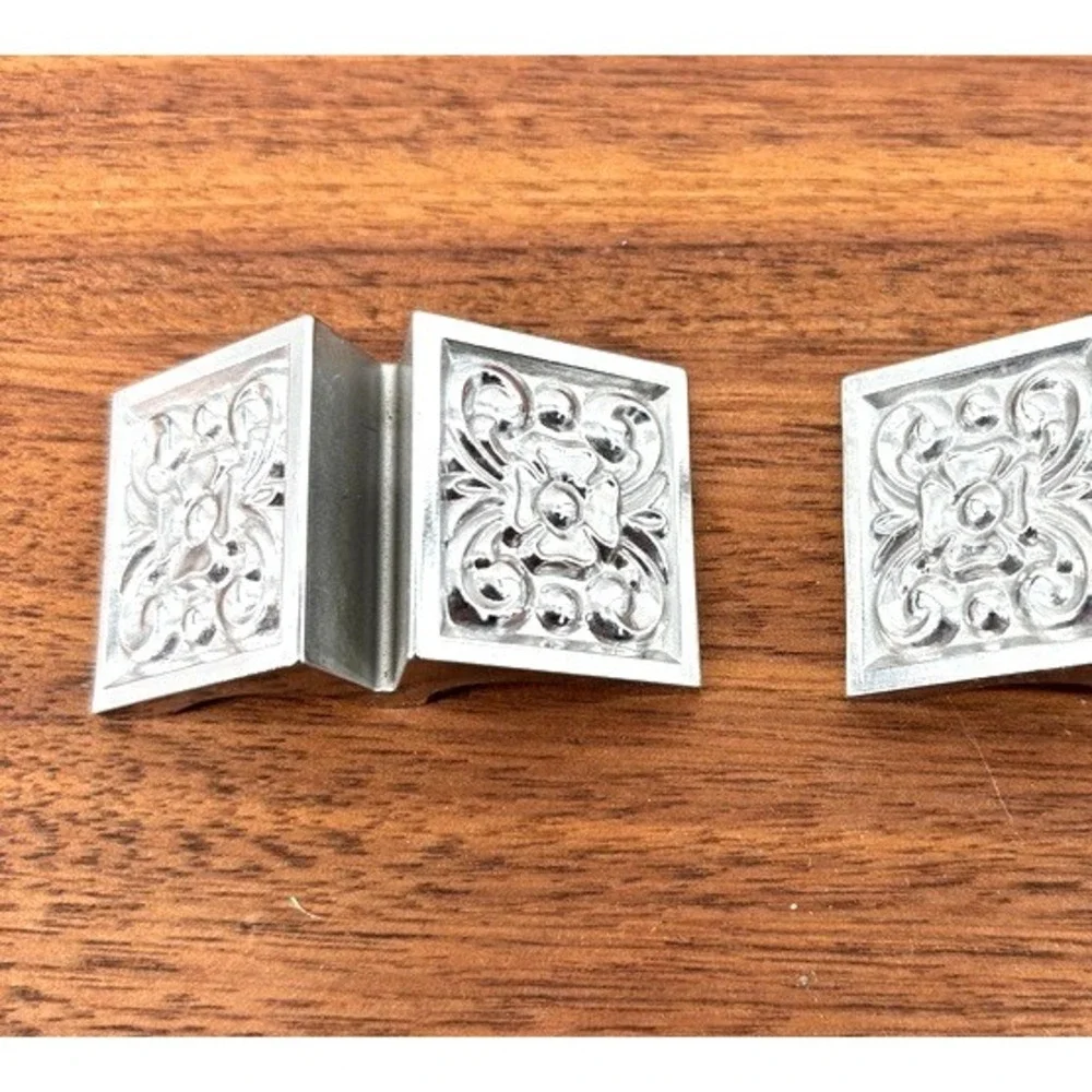 Vtg Set of 9 Knife & Place Card Holder Silver Tone Decorative Table Carvell Hall
