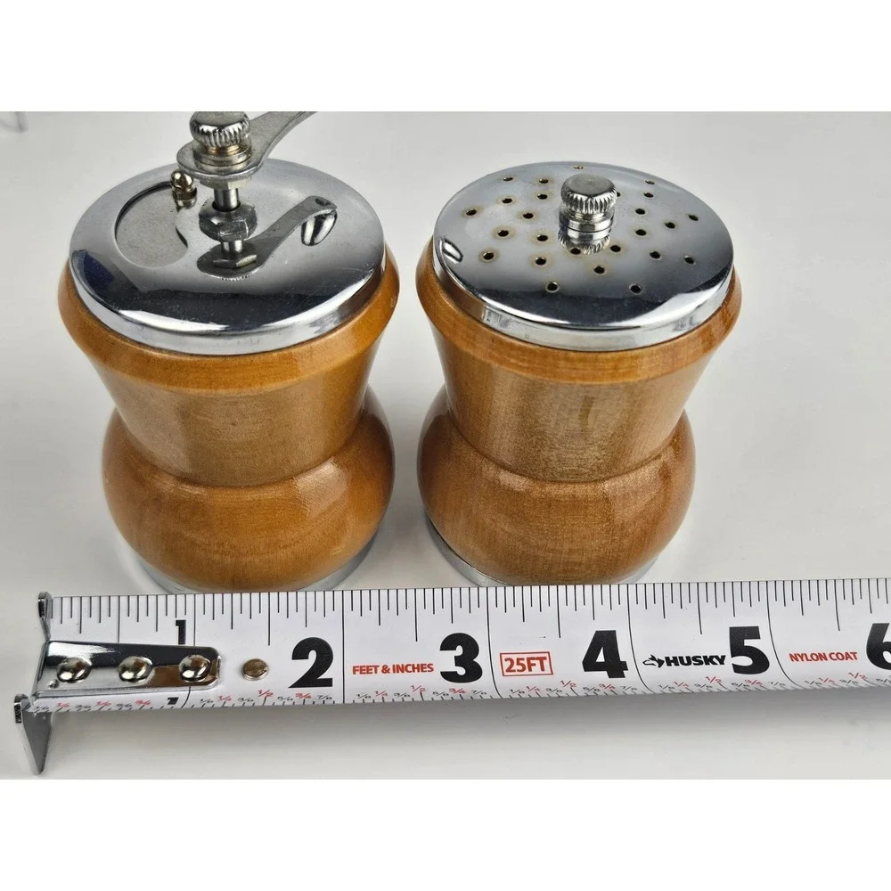 Mid Century Teak Salt & Pepper Set Woodpecker Japan MCM‎ Grinder