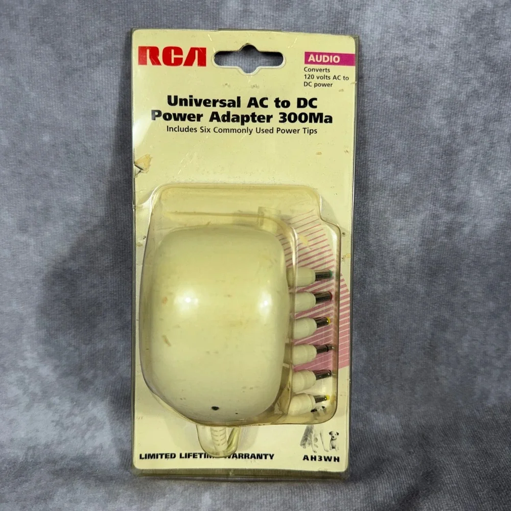 RCA‎ Universal AC to DC Power Adapter 300Ma 1.5V-12V 6 Tips Vintage 2001 NEW