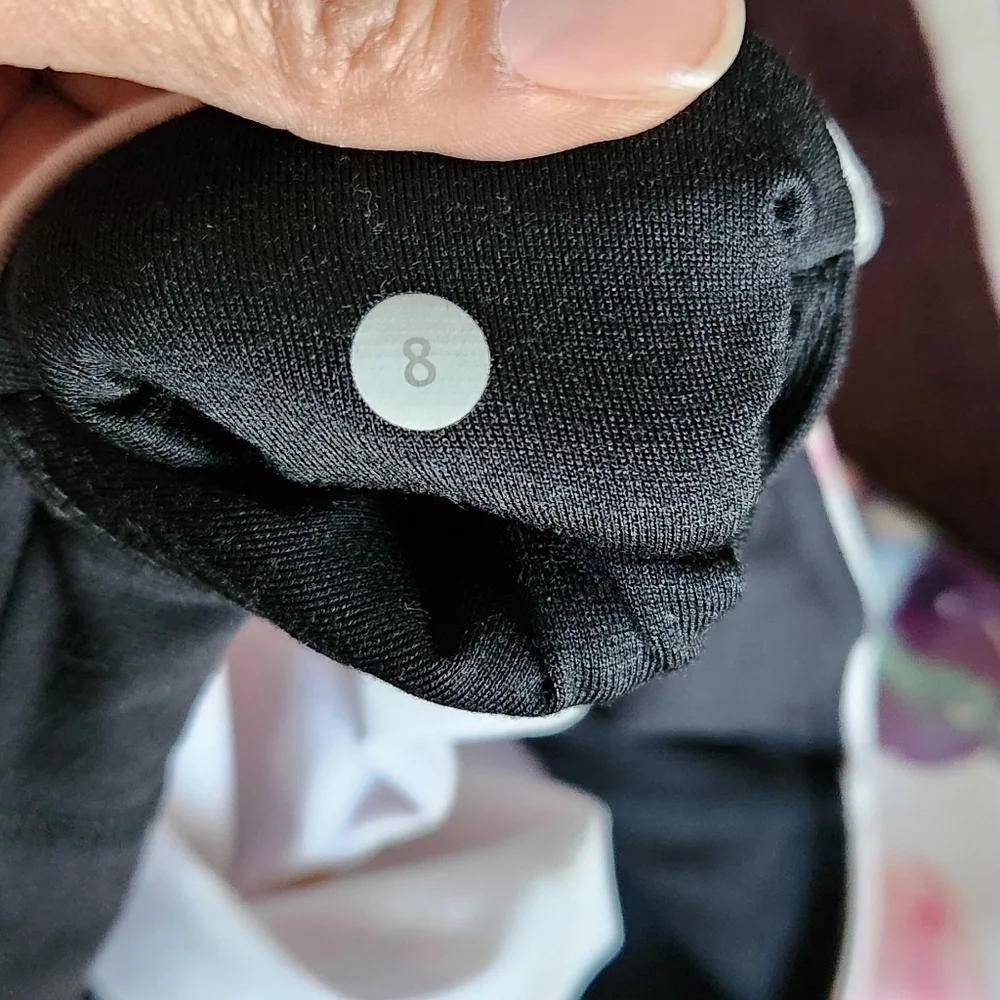 lululemon athletica euc no
