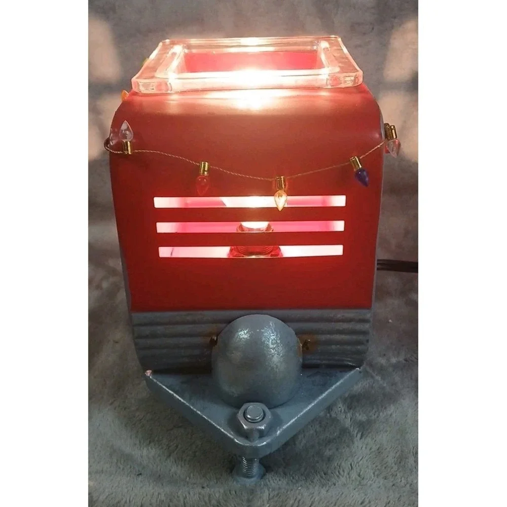Scentsy‎ Christmas Camper Wax Warmer Winter Holiday Lights Wreath Metal READ