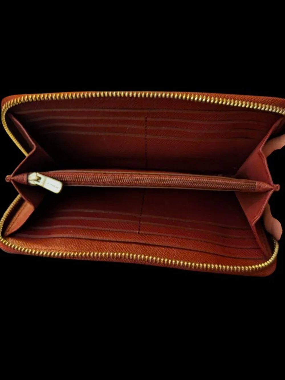 Coach Accordion Zip Burgundy Crossgrain Leather 7.75