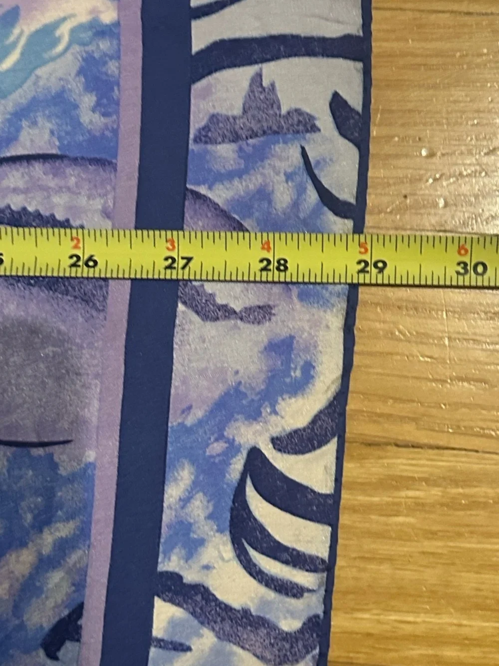 Vera Neumann pattern features