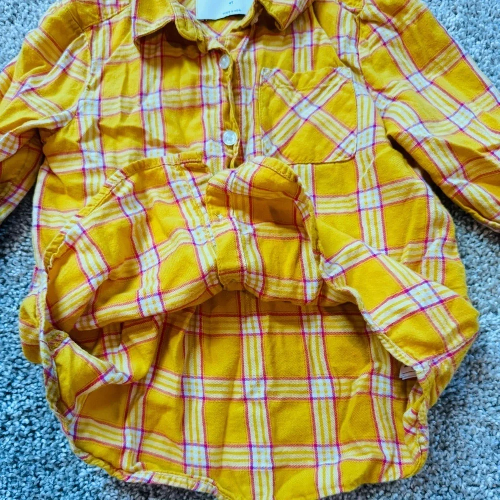 Old Navy Yellow Button Down Shirt Vibrant Plaid Design Plaid Button-Up size 4T