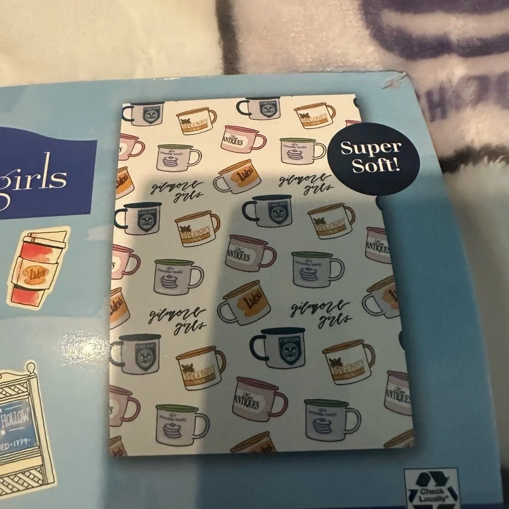 Gilmore Girls- Stars Hollow Printed Throw Blanket - White and Multicolor