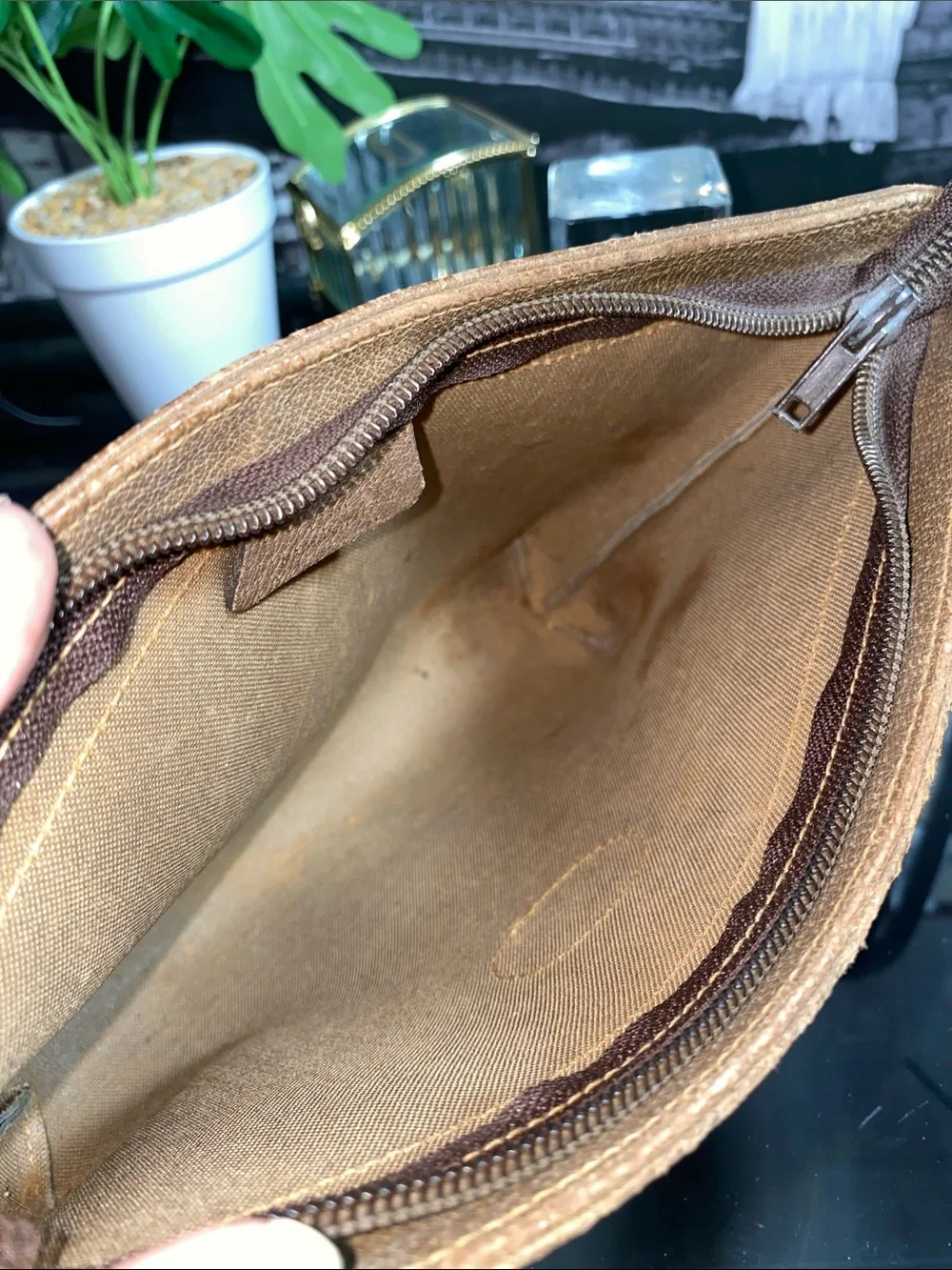 Gucci returns spacious plus