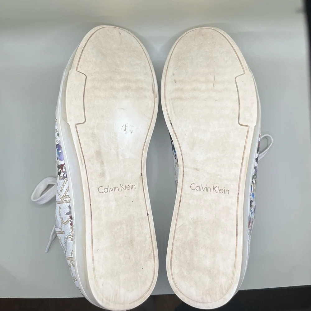 Calvin Klein these calvin