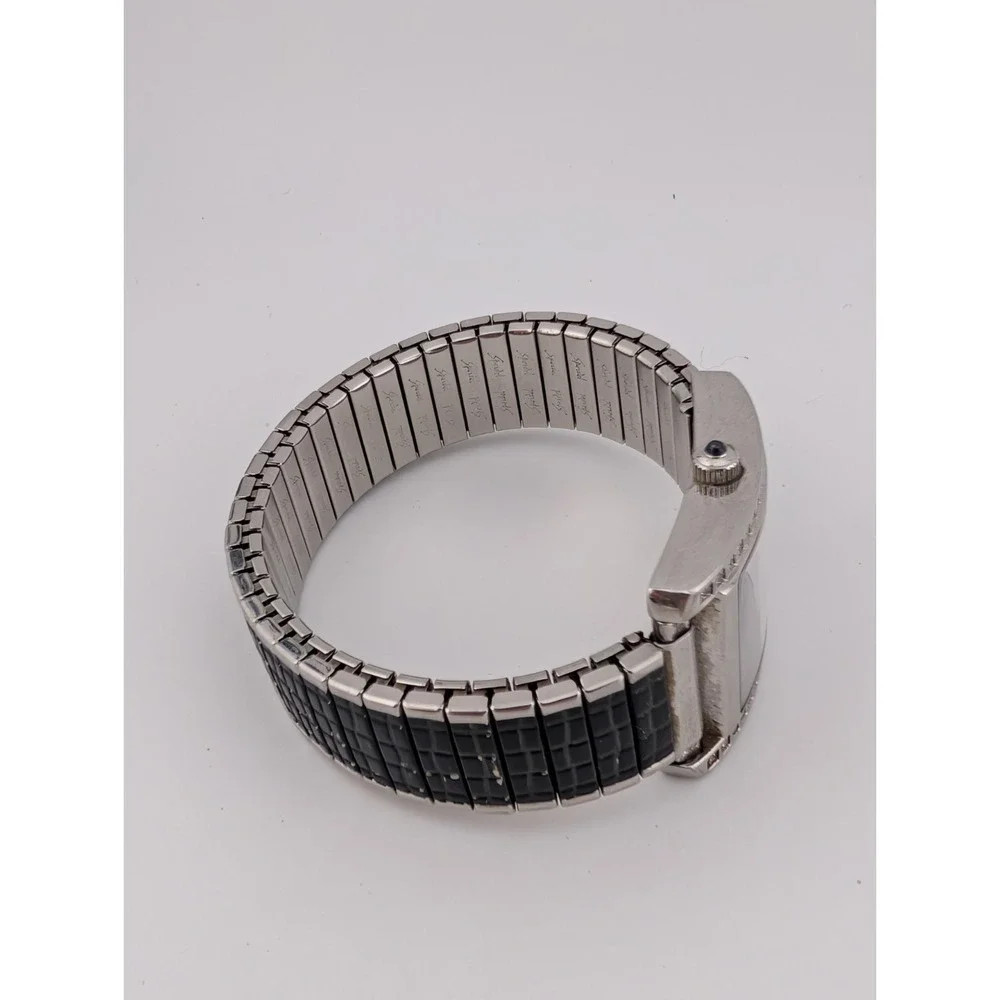 Daniel Steiger us item