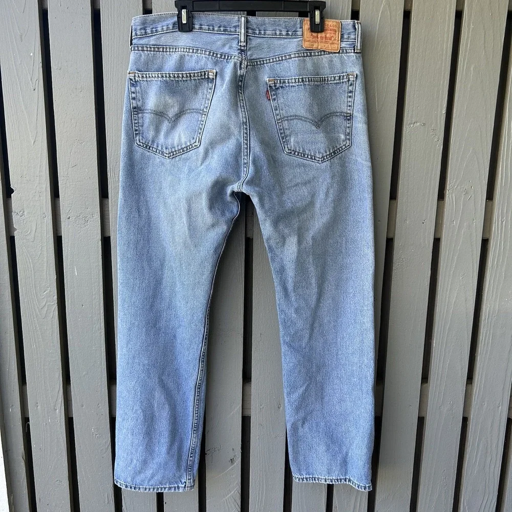 Levis measurements included