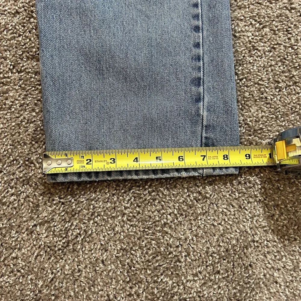 Levis measurements included