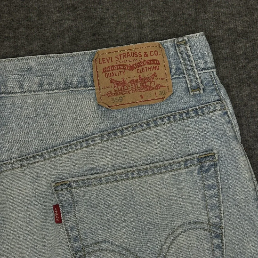 Levis measurements included