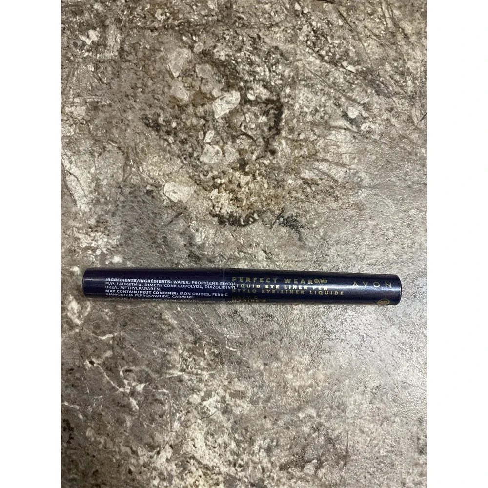 new AVON Perfect‎ wear eyeliner pen - navy marine