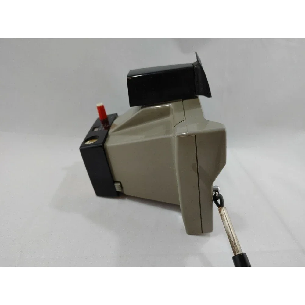 Polaroid brand model
